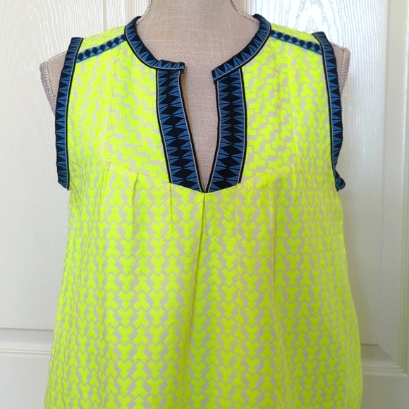 J Crew Neon Arrow Print Shift Dress - Picture 5 of 13